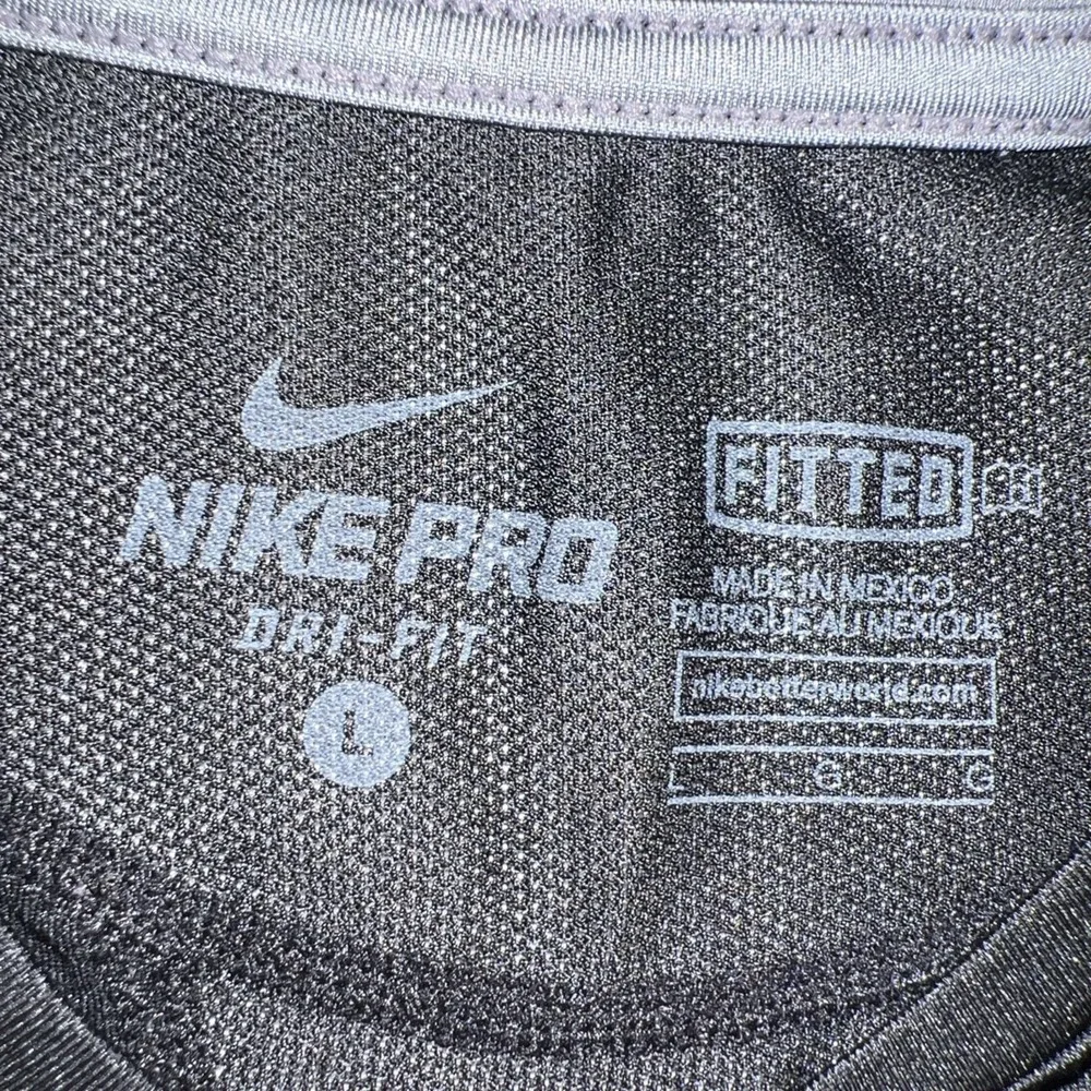 Nike boys fitted
